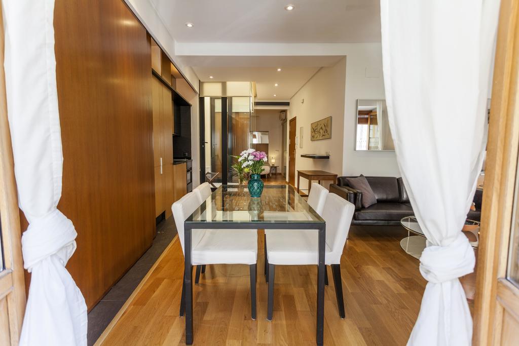 Artist's Charming Design - Space Maison Apartament Sewilla