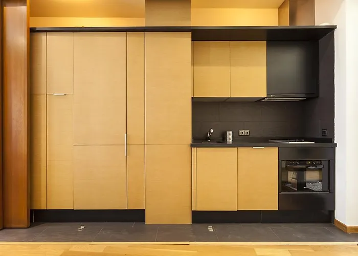 Artist\'S Charming Design - Space Maison Apartments